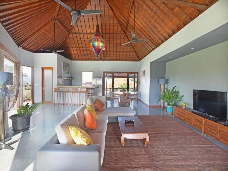 Berawa Breeze Villa