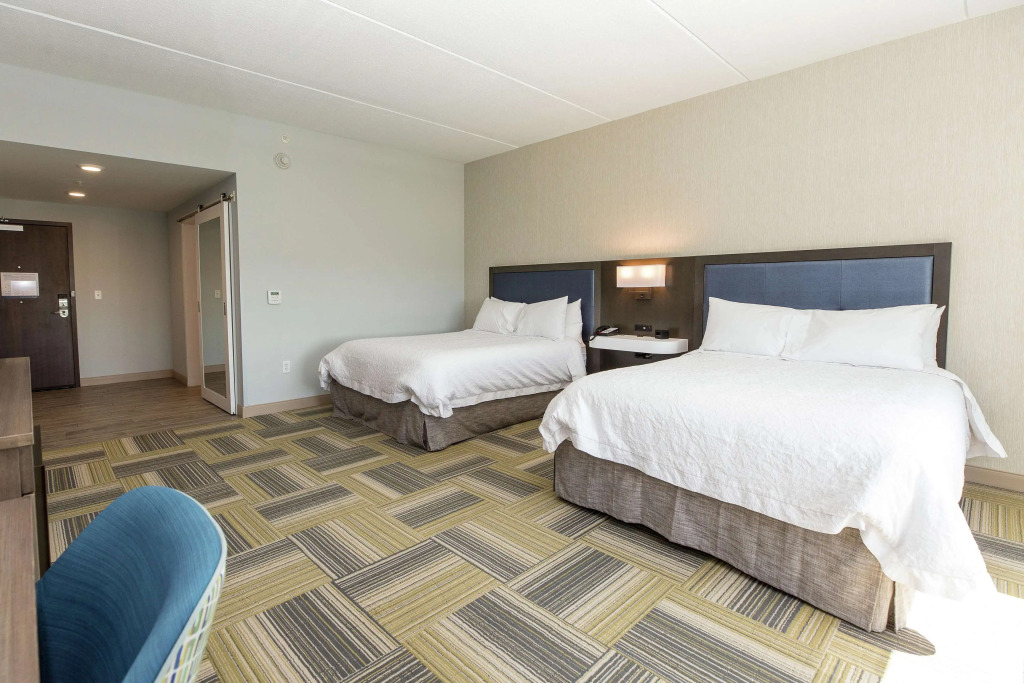 Hampton Inn & Suites Syracuse North Airport Area