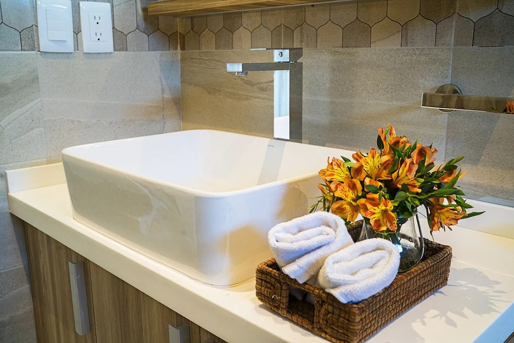 Opal Suites Apartments