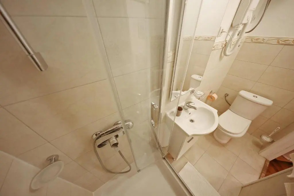 Rooms Goga
