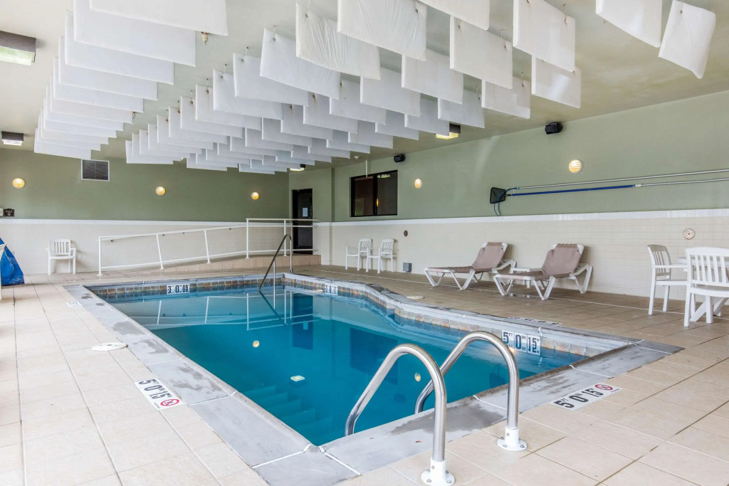 Comfort Suites Fairview Heights Saint Louis