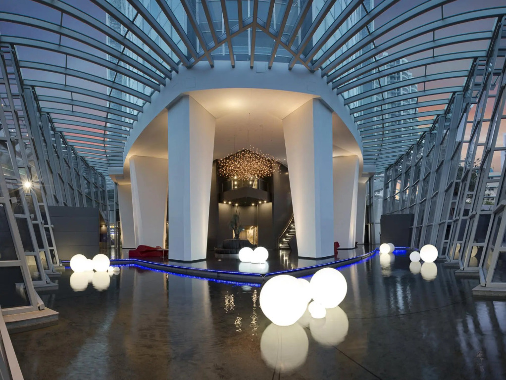 Q1 Resort & Spa - Official