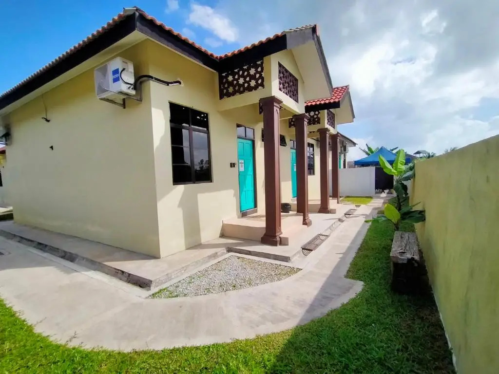 anjung ara suites and roomstays