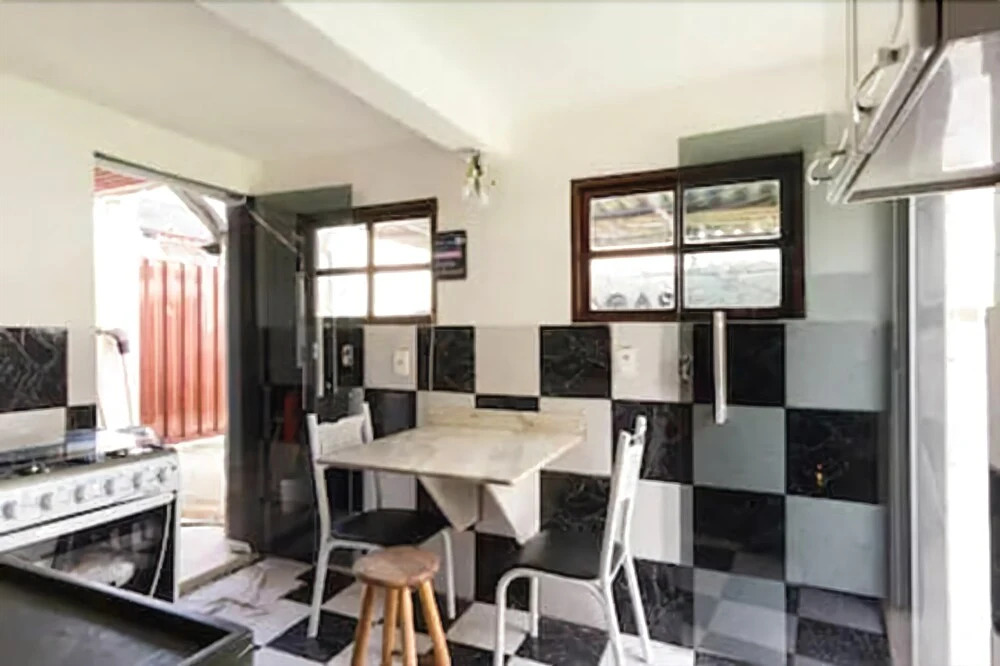 Man Cave Hospedaria