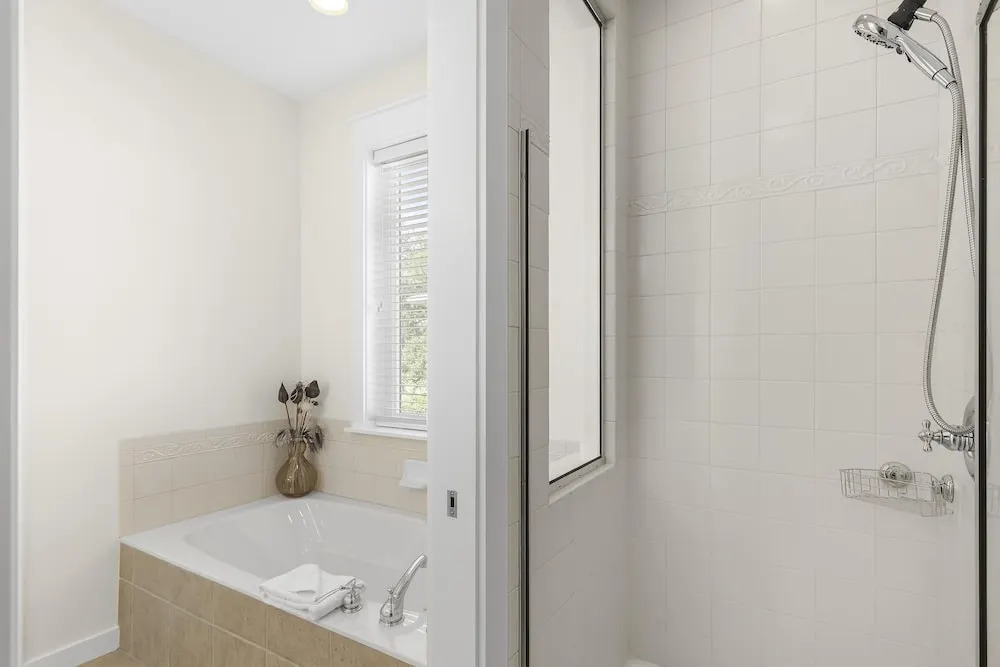 1285 Laurel Grove 'seabatical'