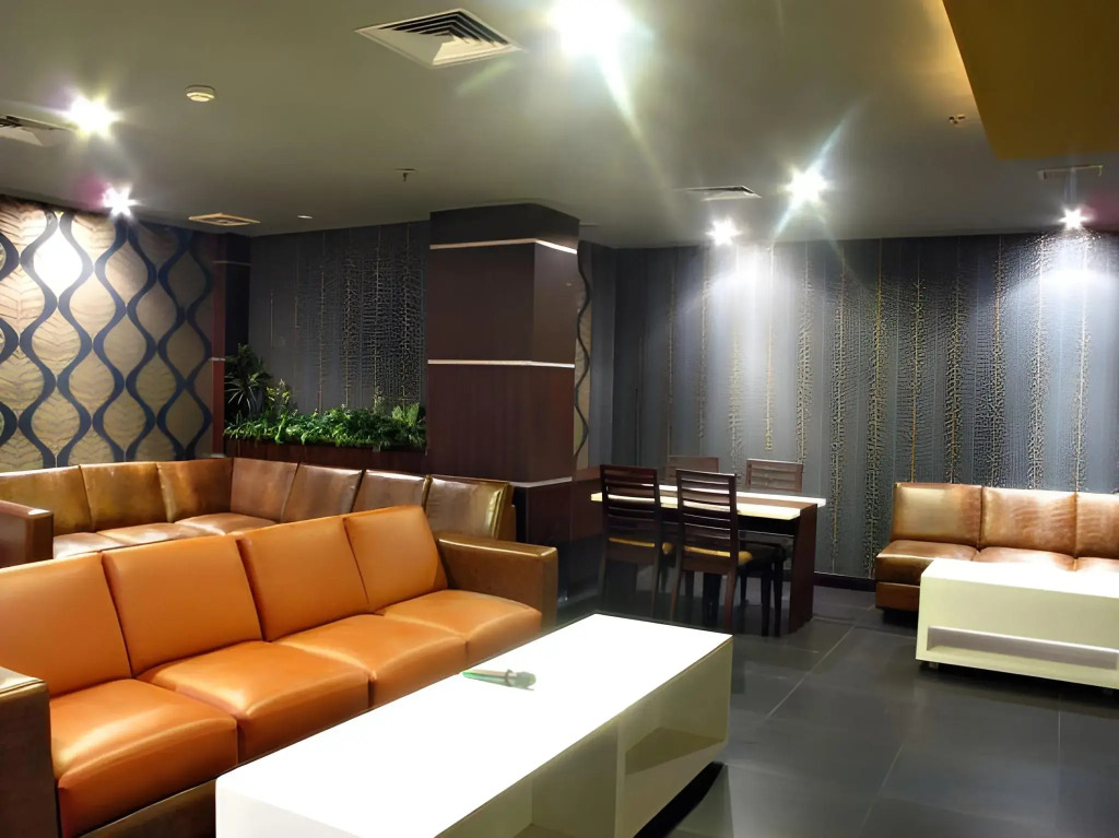 Sutanraja Hotel Convention & Recreation