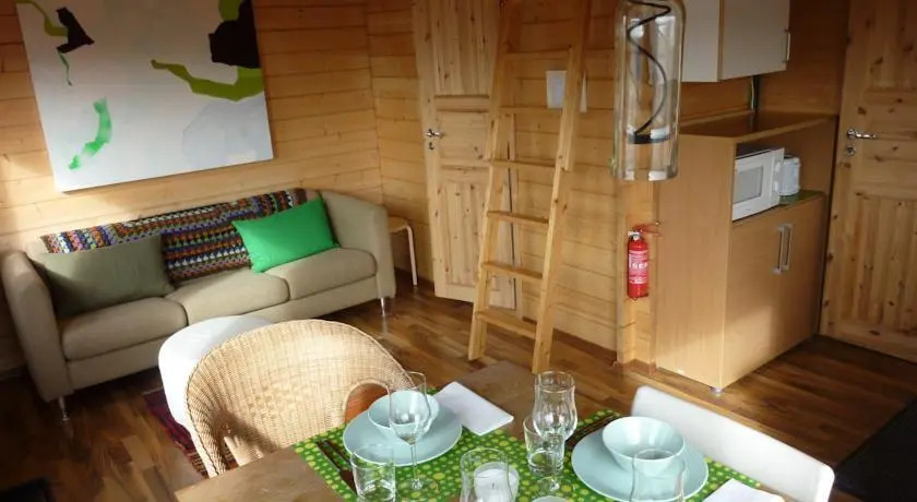 Sel Holiday House