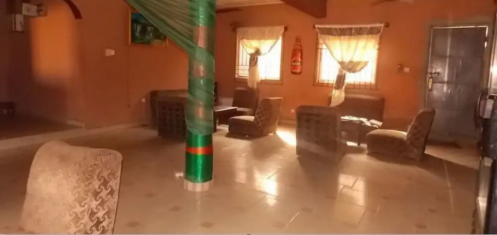 De Ultimate Palace Hotel