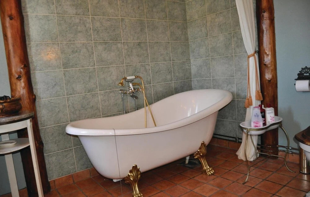 Nice Home in Mellerud With 2 Bedrooms