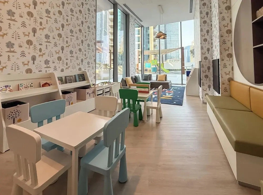 Luxury 1BR LIV Marina Modern Marina View