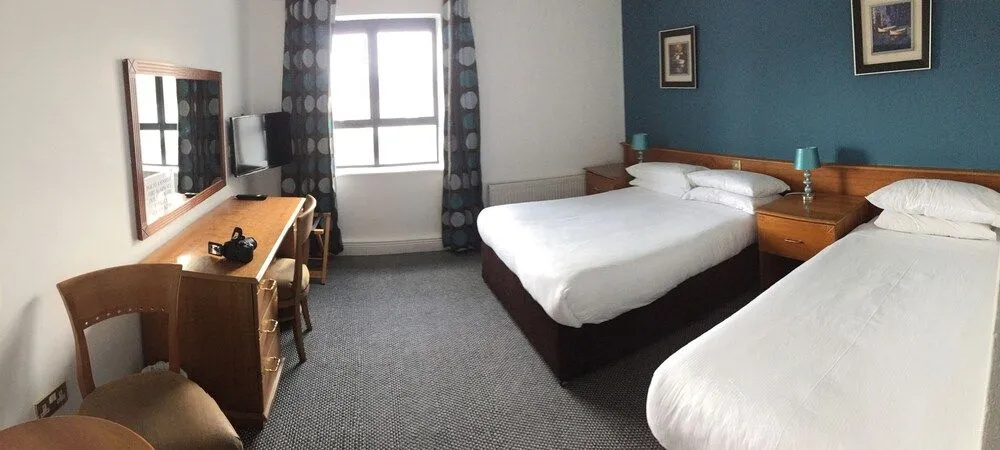 Blackwater Lodge Hotel