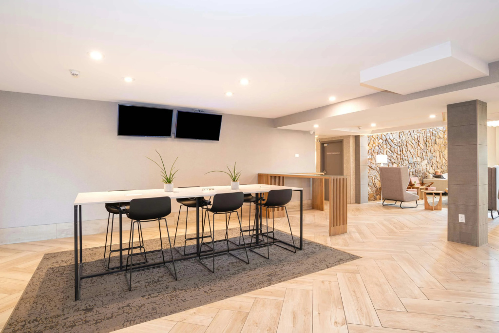 Sandman Hotel Calgary Airport