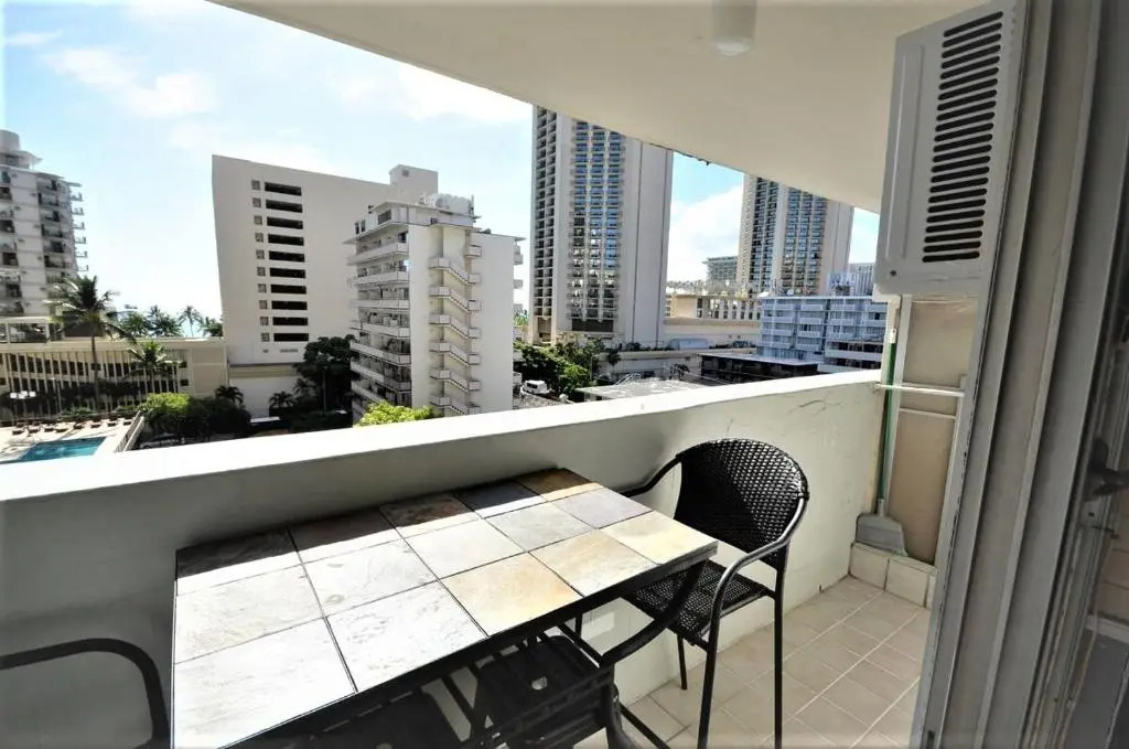 Kuhio Village 802A Cozy Studio with Ocean View!