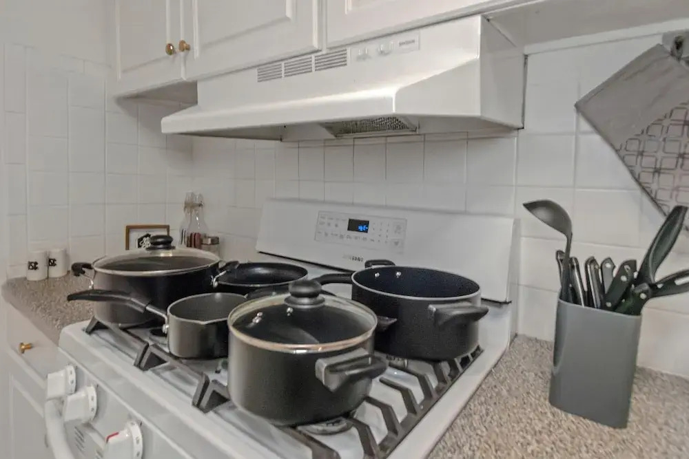 Modern 3BR Condo - Heart of ATL
