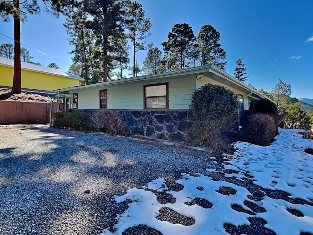 The Crow's Nest by Ruidoso Vacation Rentals