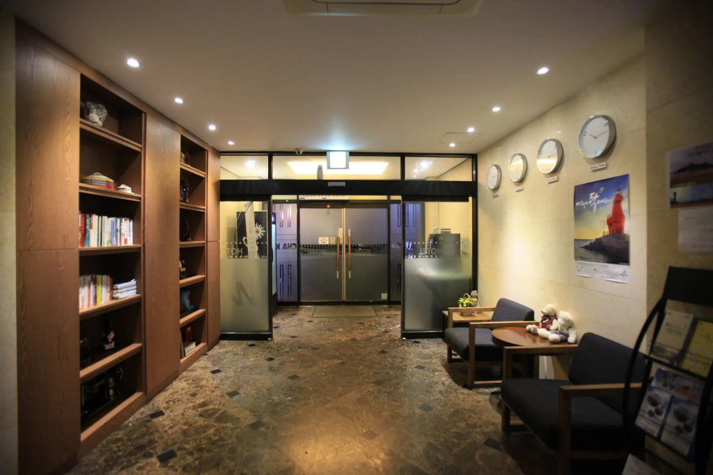Chakan Hotel