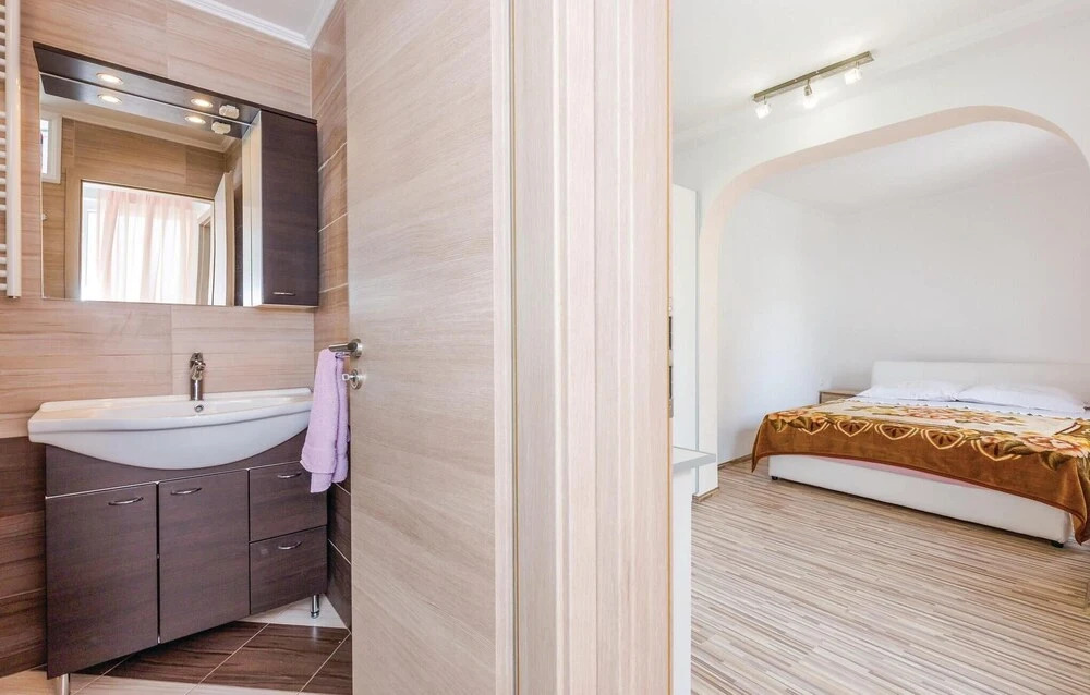 Stunning Home in Novi Vinodolski With Wifi and 3 Bedrooms