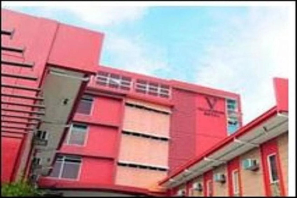 Valleyfront Hotel