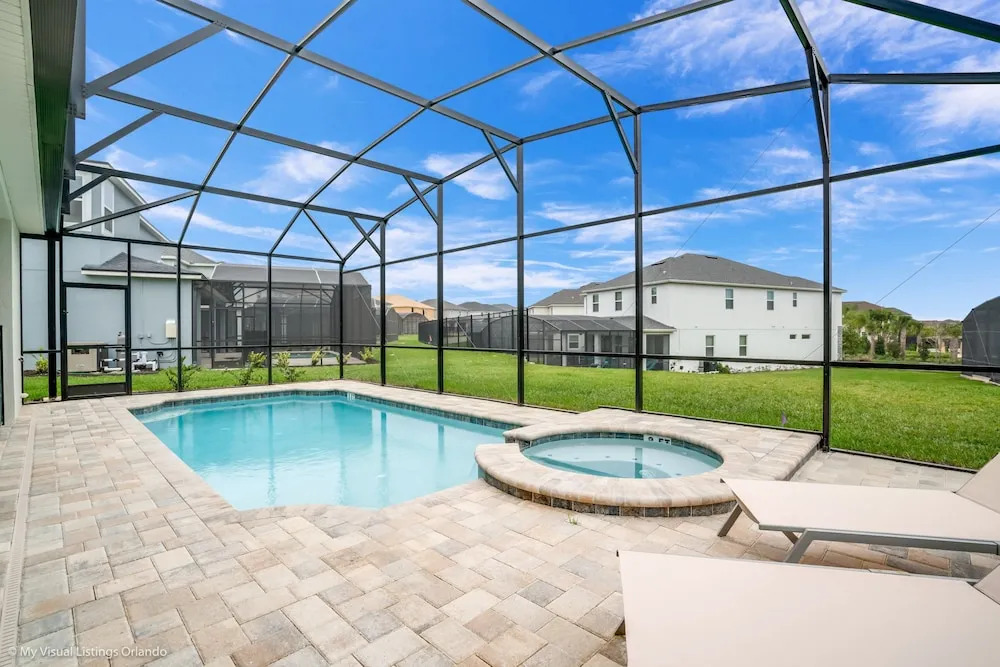 5 BD 4.5 BH With Game Room and Spa