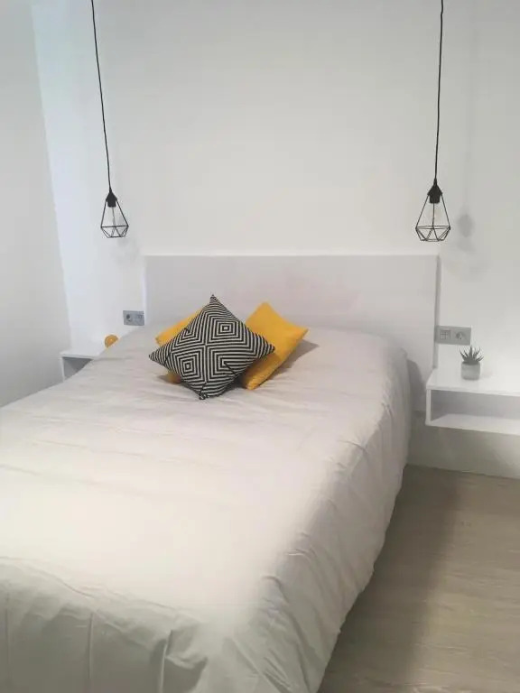 APARTAMENTOS A RODA