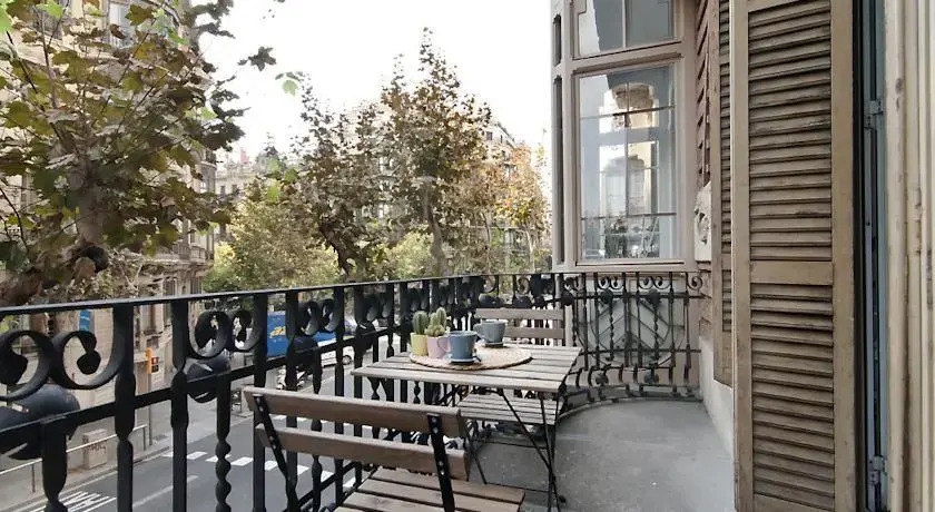 BCN Aveneu Apartments