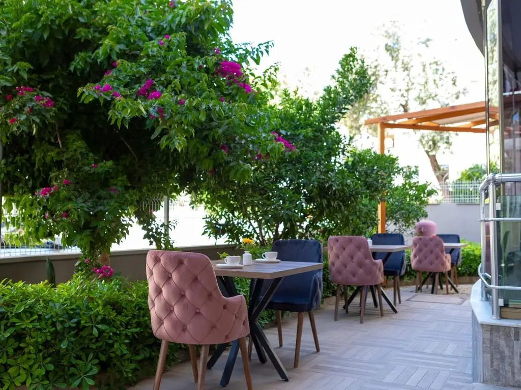 Toprak Otel