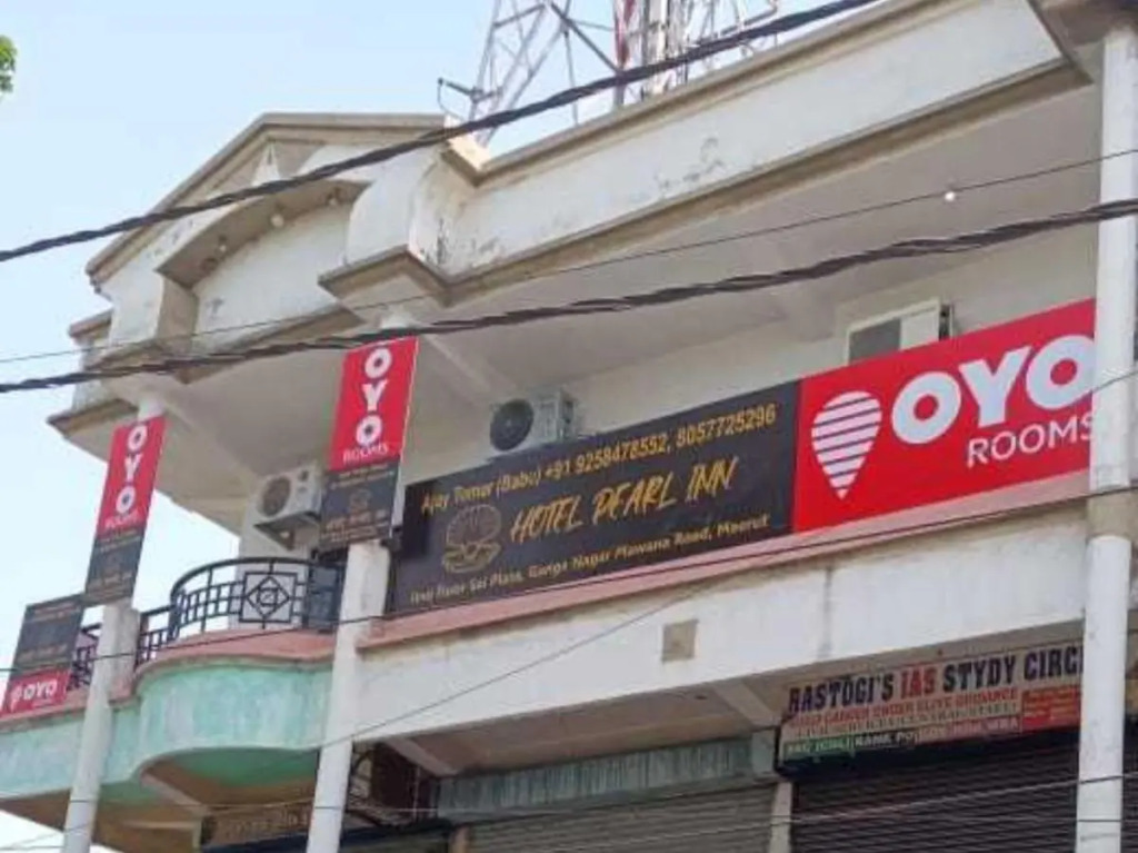 OYO 70049 Hotel Pearl Inn