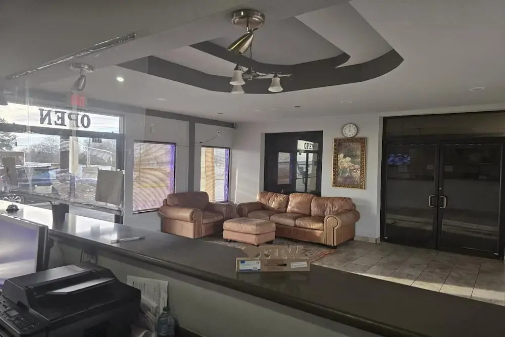Luxury Inn & Suites and RV