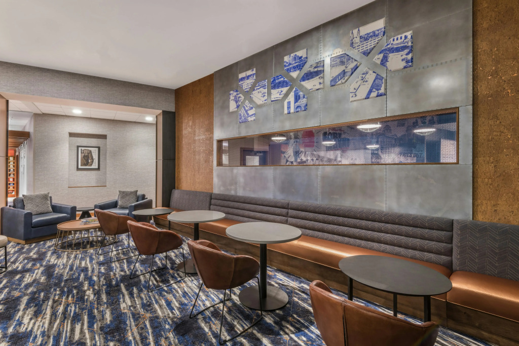 Hampton Inn & Suites Fort Wayne Downtown