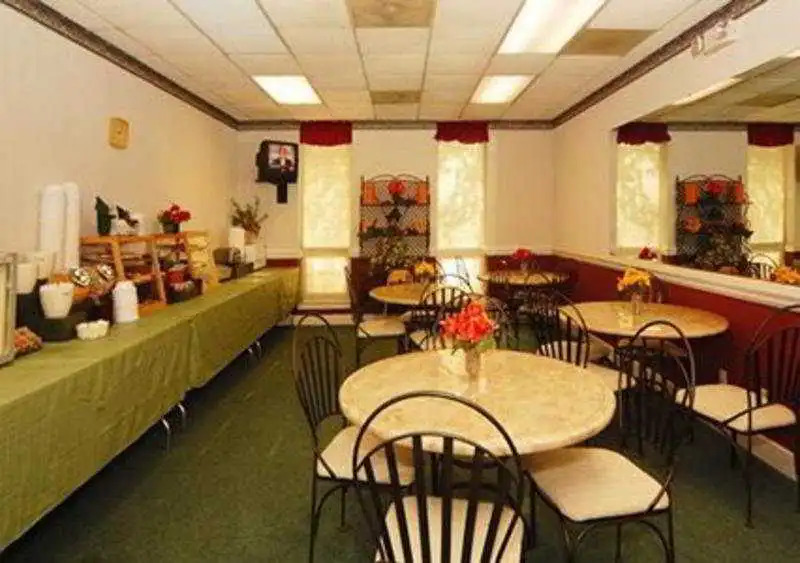 Econo Lodge Statesville