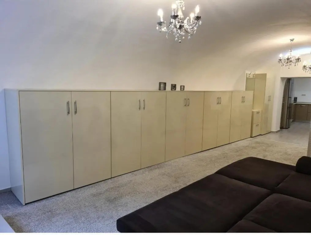 Emporia Studio Flat