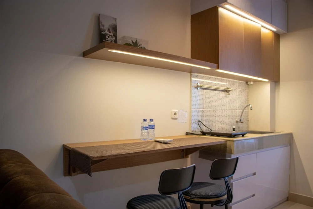 Modern And Classic 1Br At Evenciio Apartment