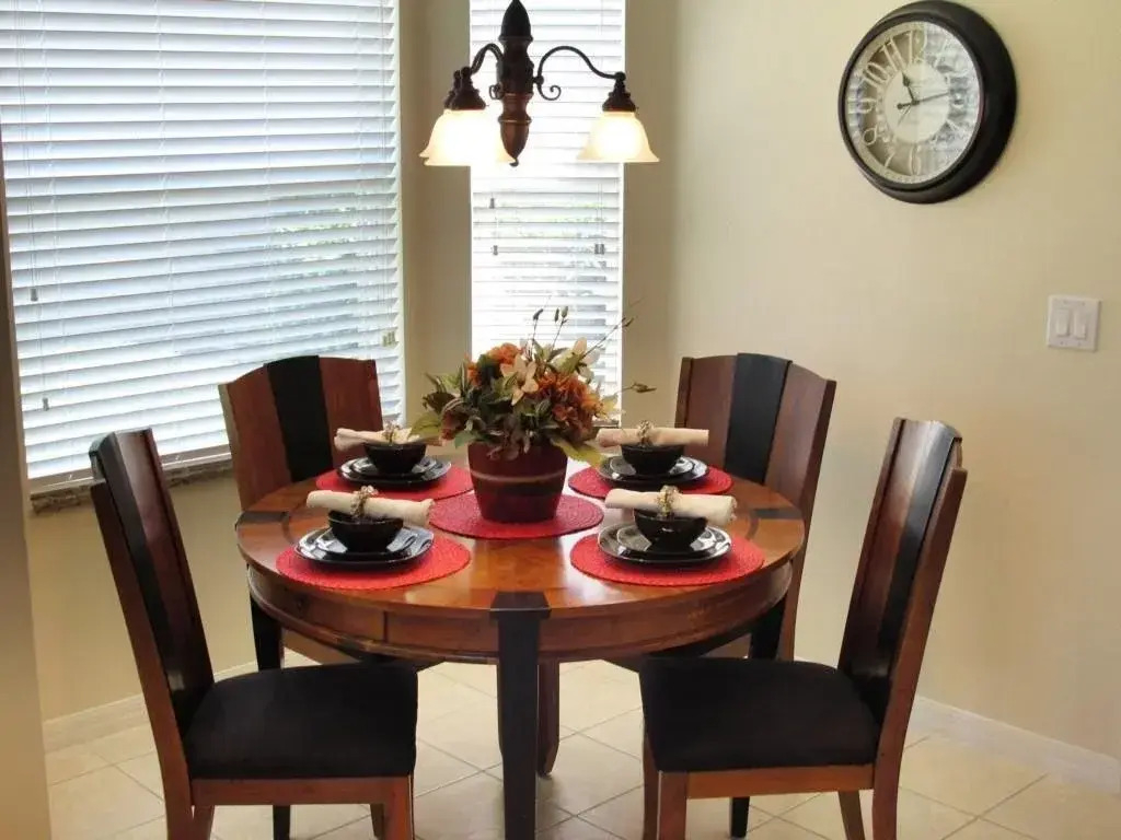 5 Br The Shire Sleeps 10 - Fld 3249