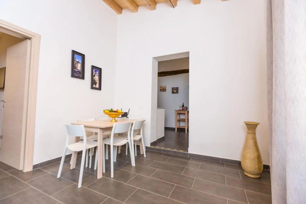 Mosina Apartments