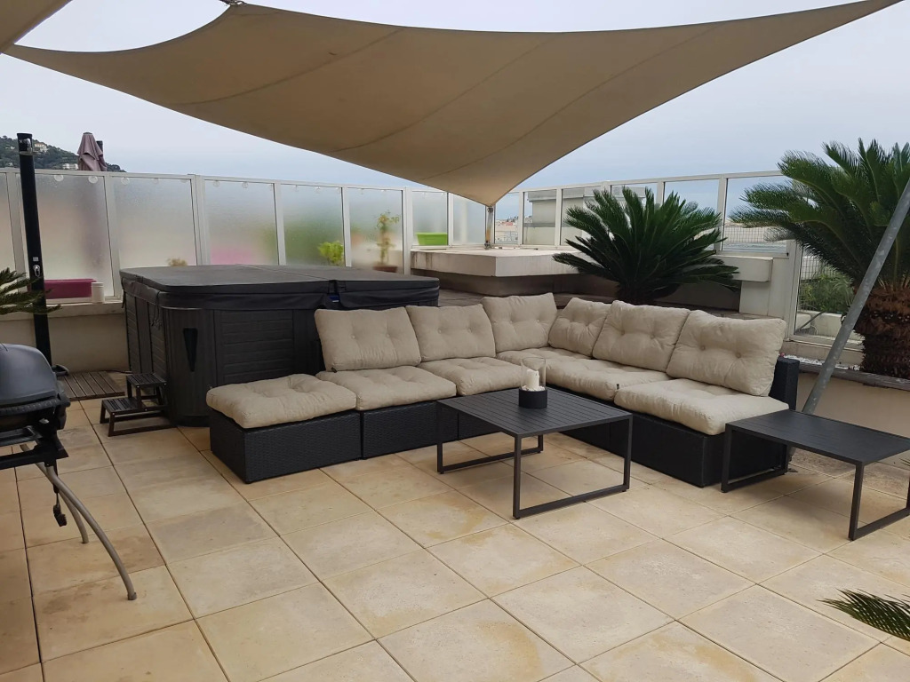 Superb Penthouse in Centre of Cannes Stunning Views Air-conditioning Internet Near the Palais - 532