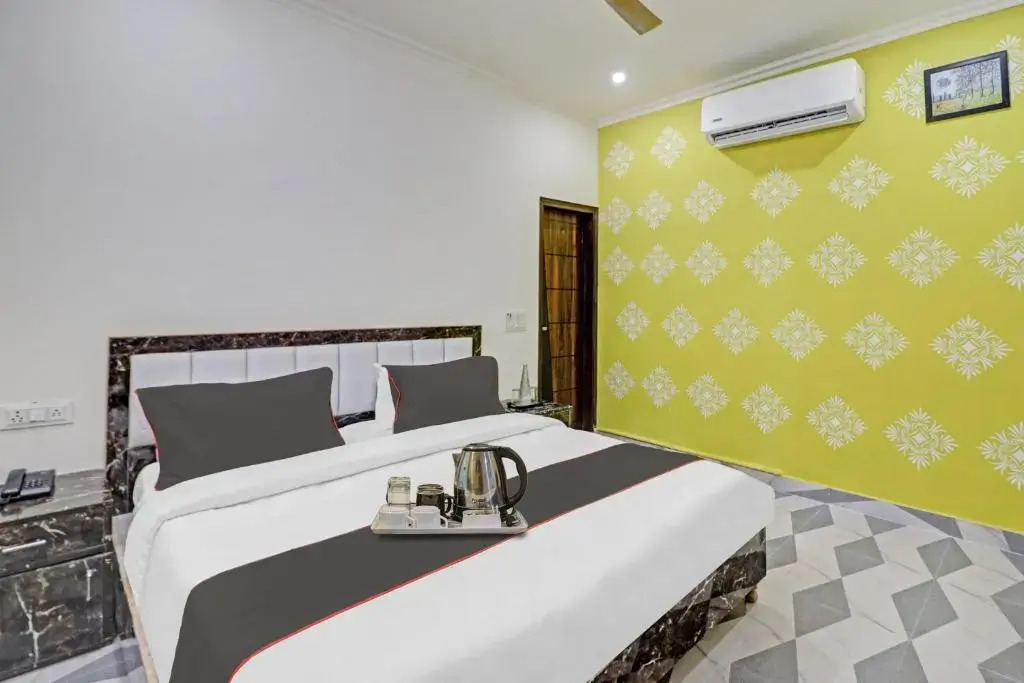 Capital O 89538 Hotel The Royal Orbit