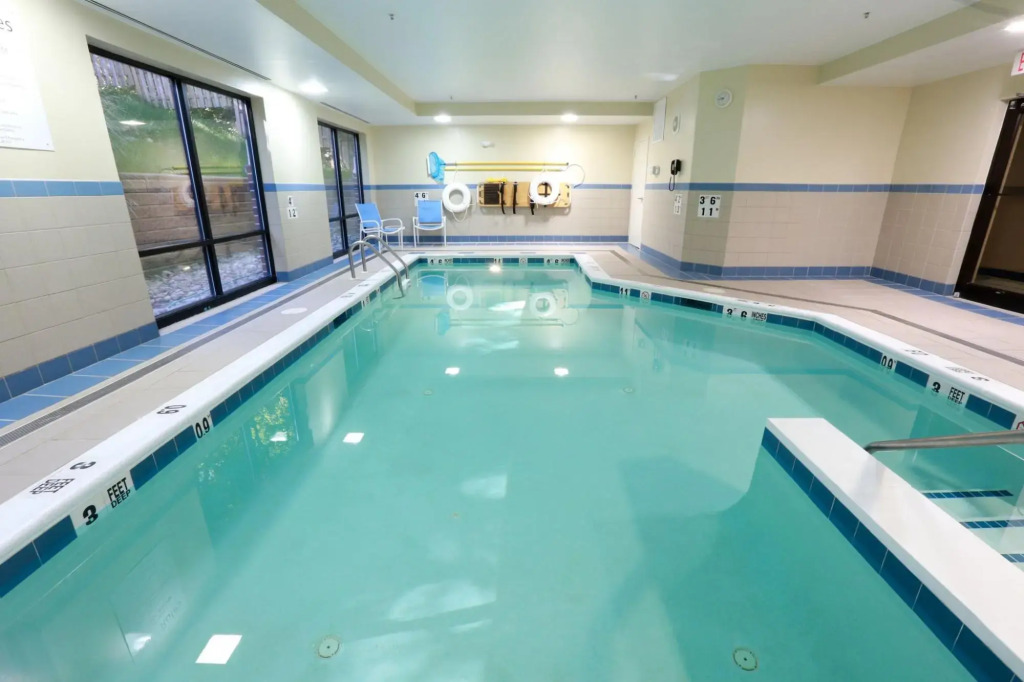 Comfort Inn & Suites Brandywine Valley