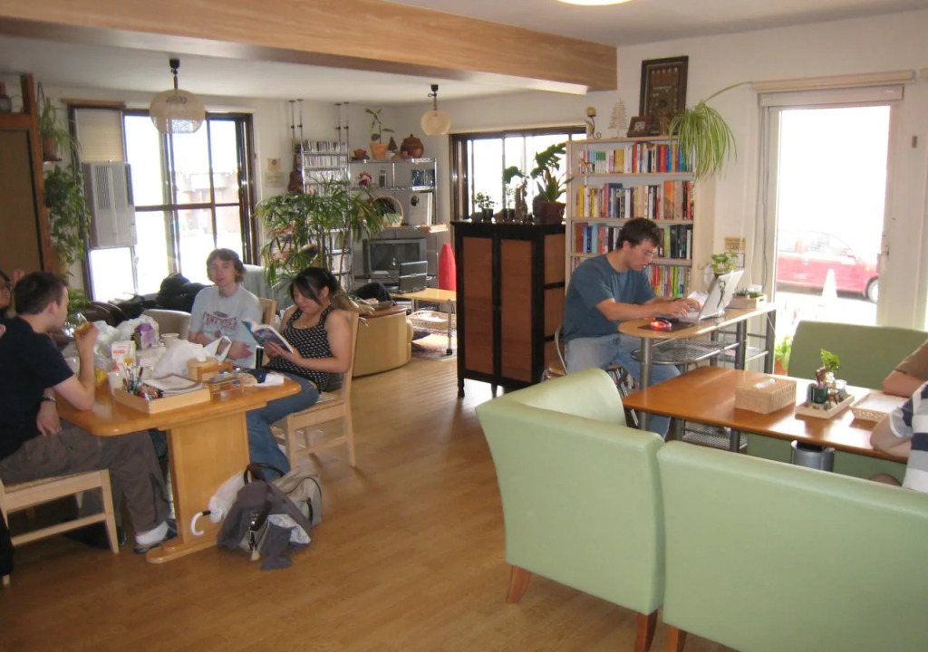 Backpackers Hostel Inos Place