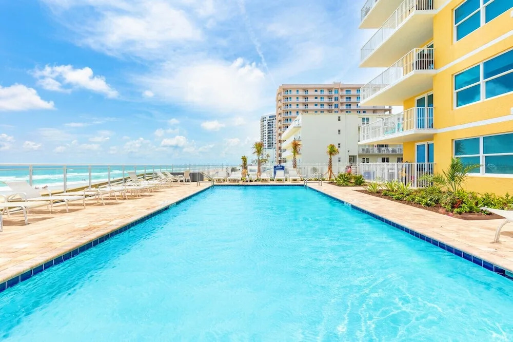A Wave From it All Oceanfront Pool Condo