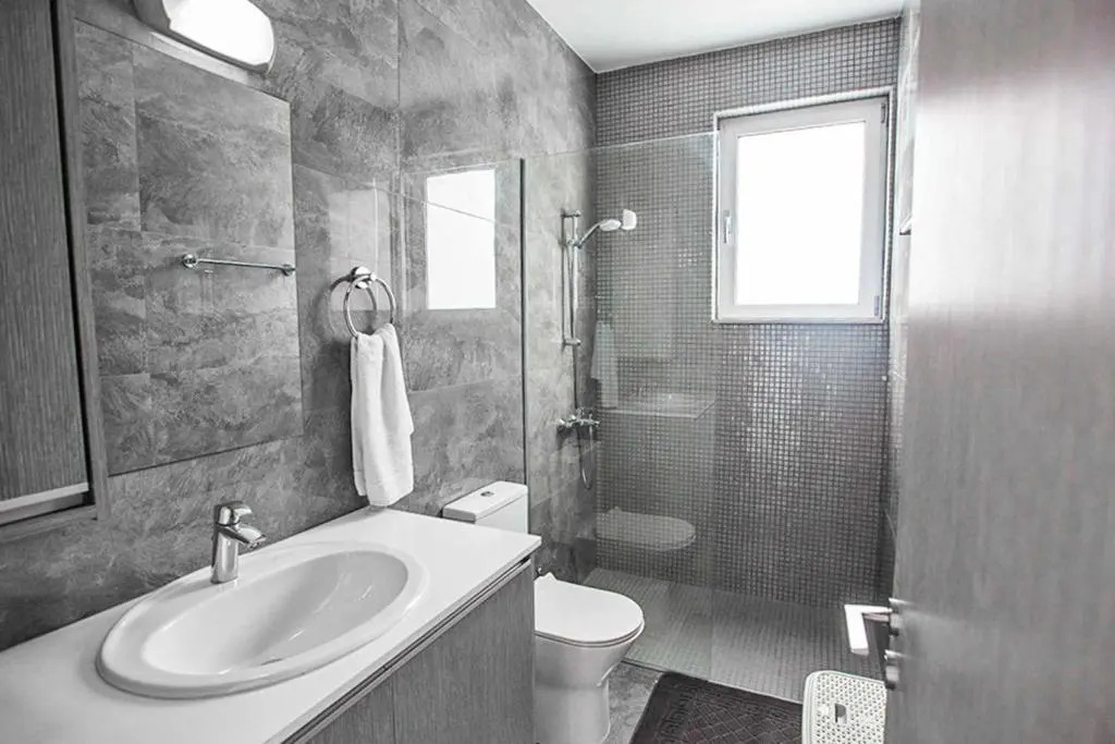 Olivine Pearl OL23