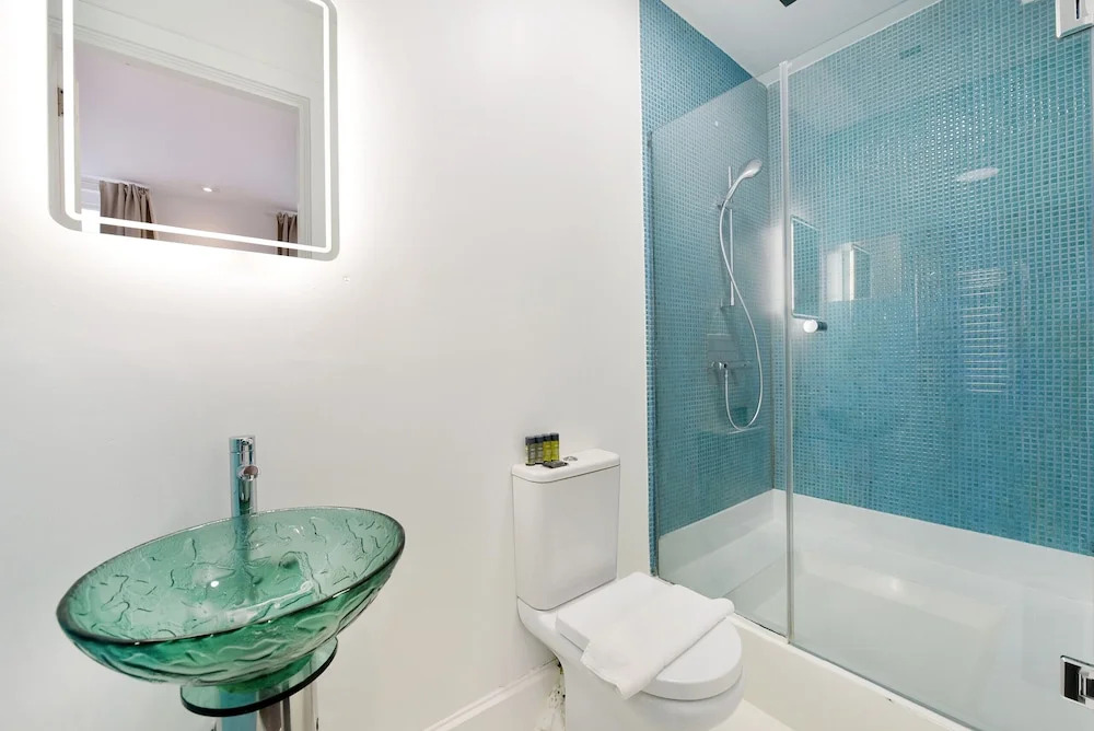 Oxford Street Marble Arch Exclusive - 55ks