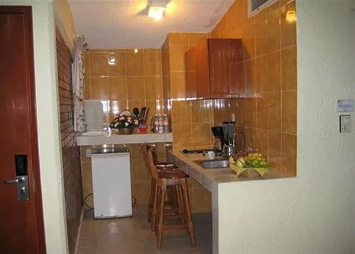 Costa Sol Hotel & Villas