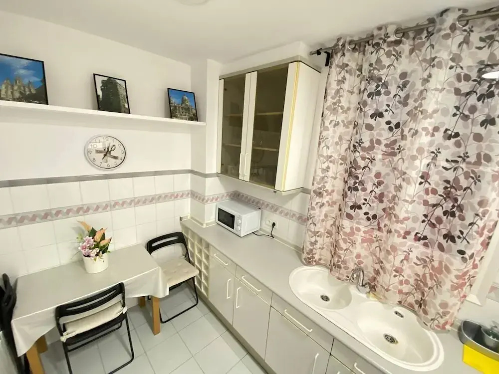 Flor rooms