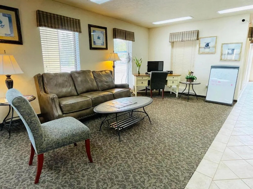 Americas Best Value Inn Sandpoint