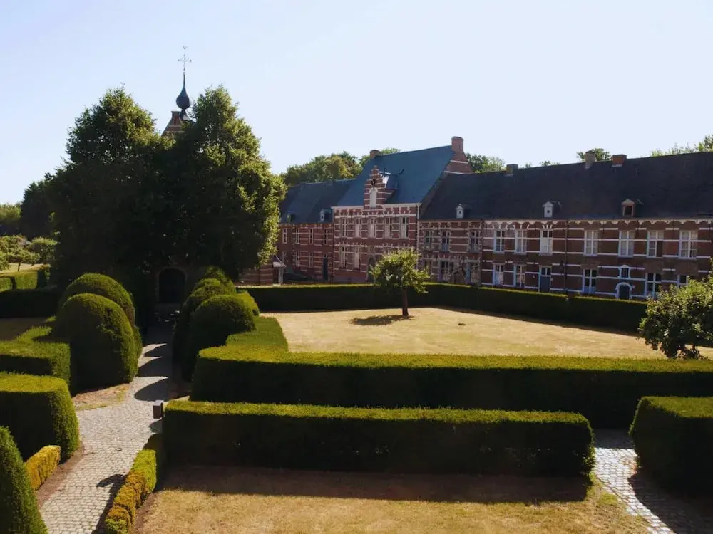 Herentals Hideaway With Balcony