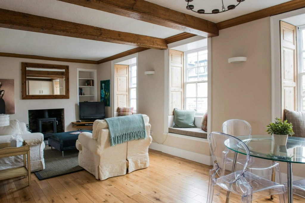 The Bear, Cowbridge