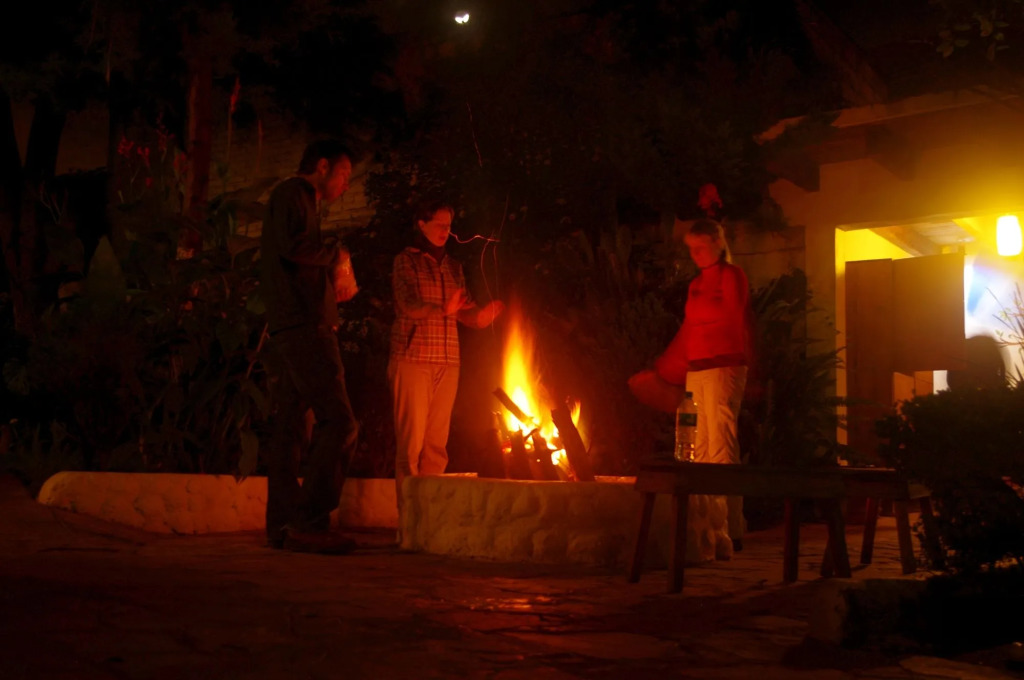 Rossco Hostel & Hotel