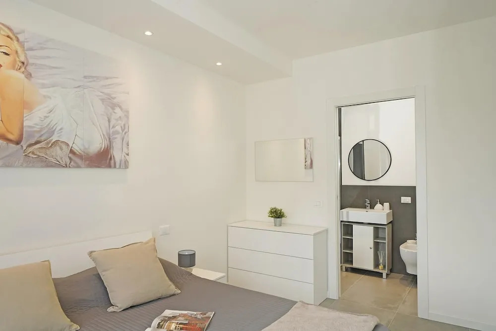 Sunshine Apartment by Wonderful Italy