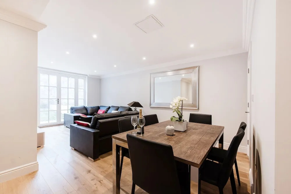 No 15 Luxury New Duplex Apartment