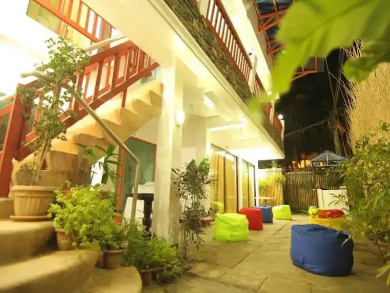 Backpacker Zone Beach Resort